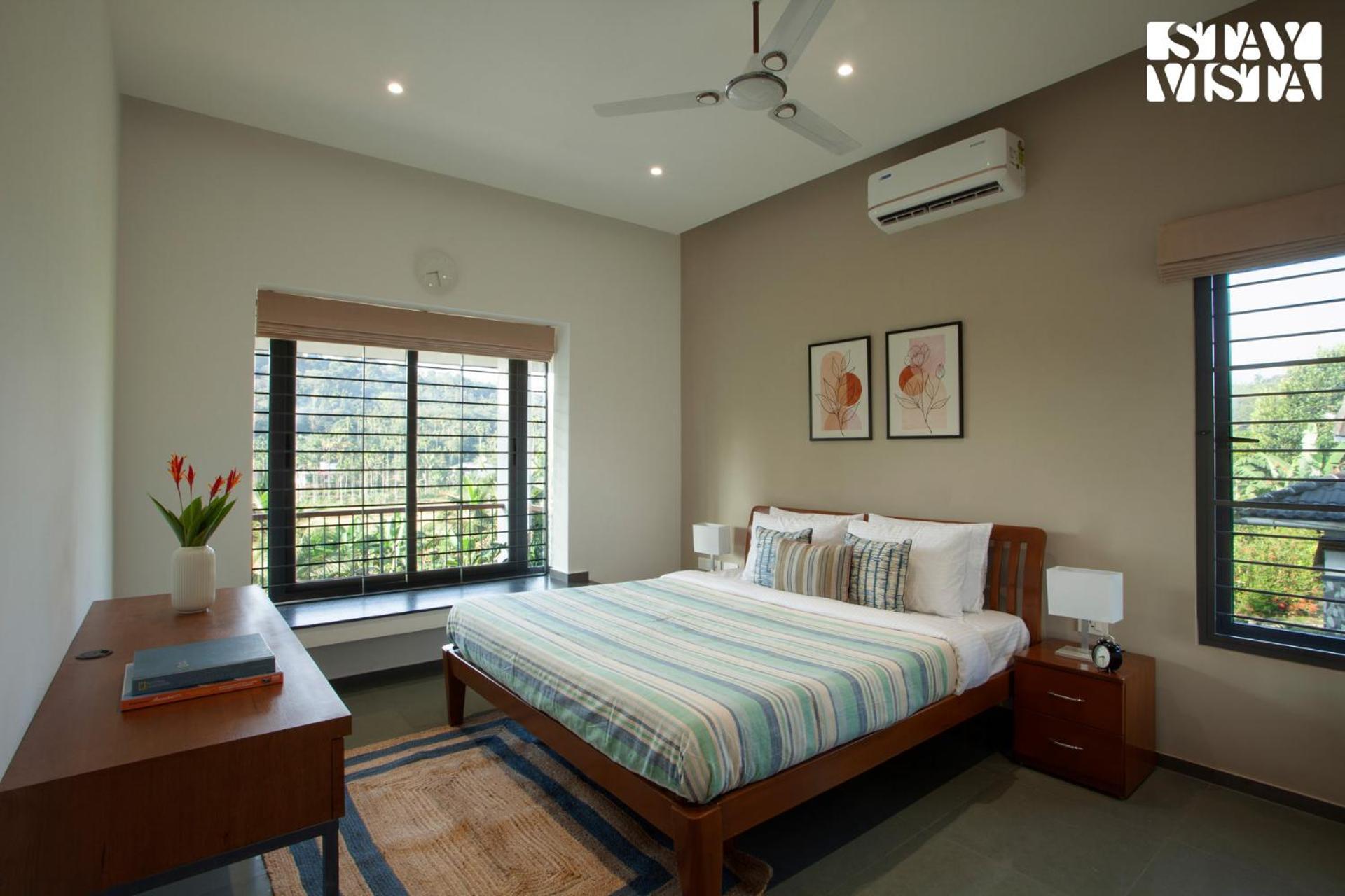 Stayvista At The Big Chill With Breakfast Included 瓦亚纳德 外观 照片