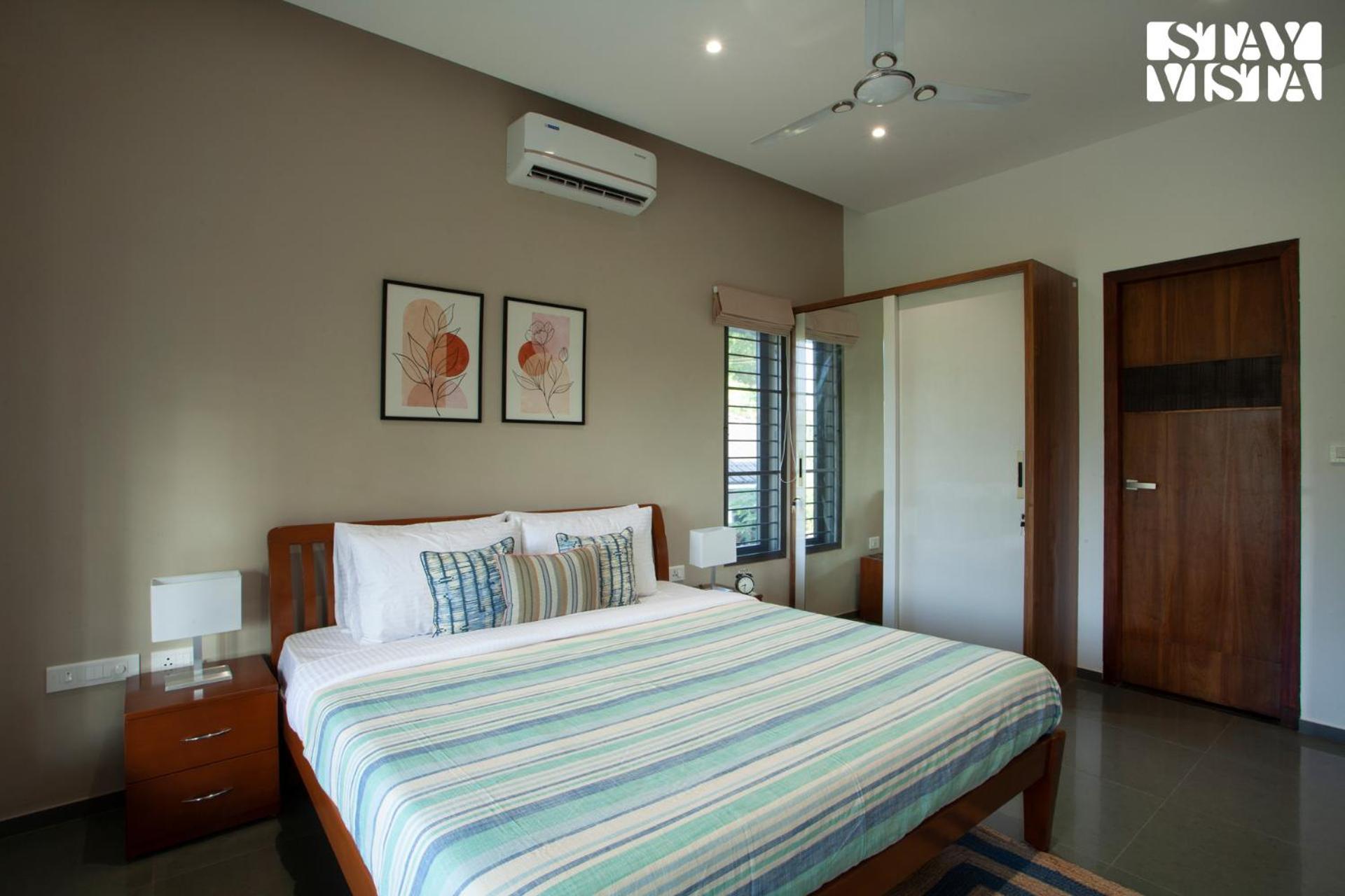Stayvista At The Big Chill With Breakfast Included 瓦亚纳德 外观 照片